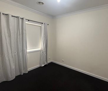 $480 per week - shops walking distance - Photo 1