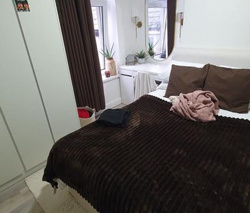 4 bedroom house to rent - Photo 2