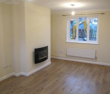 Lincoln Way, Midway, SWADLINCOTE - Photo 1