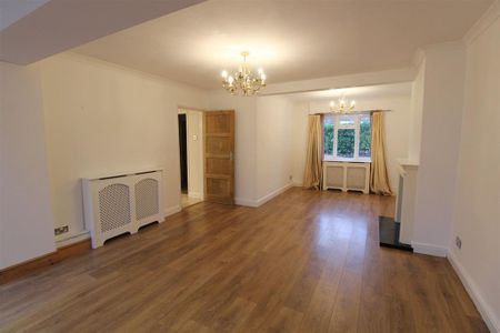 3 bedroom semi-detached house to rent - Photo 2