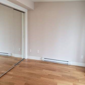 Unfurnished 1 br + den + solarium w/Parking & storage! - Photo 1