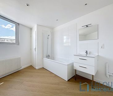Location Appartement 3 pièces 69m² MONT ST AIGNAN 76130 - Photo 3