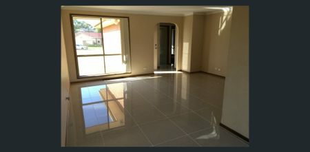 Comfortable Family Home in a Convenient Location - Photo 2