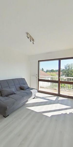 Location Appartement 1 pièce Meublé 18m² ROMANS SUR ISERE 26100 - Photo 1