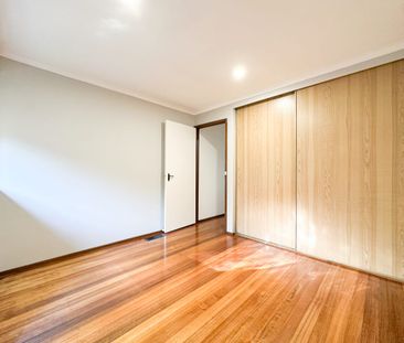 2 Bedroom Unit in the Heart of Mount Waverley - Photo 3