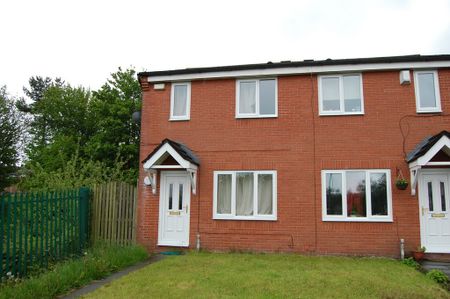 Maybreck Close Bolton Lancashire - Photo 5
