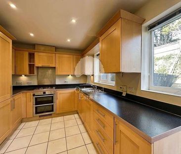 Tadros Court, High Wycombe, HP13 - Photo 4