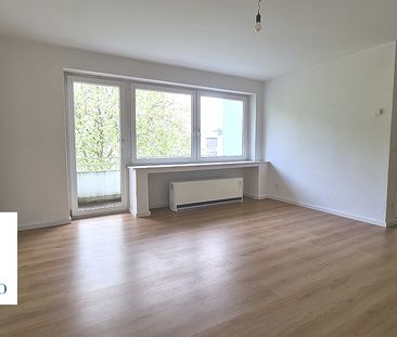 Schönes Wohnen, in Duisburg 3,5-Zimmer-Wohnung mit Balkon, lichtdurchflutete Räume, Bad mit Dusche - Photo 3