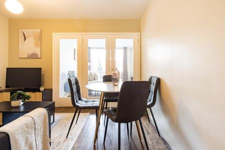 2 bedroom flat to rent - Photo 5