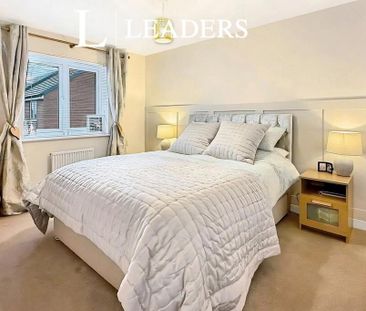 3 bedroom detached house to rent - Photo 5