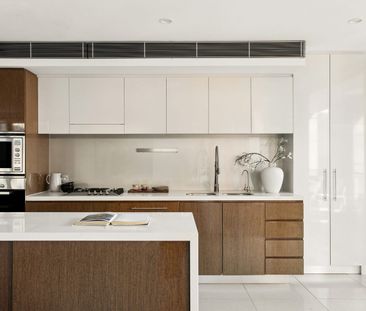 Luxury Harbourside Living in the Heart of Walsh Bay - Photo 6