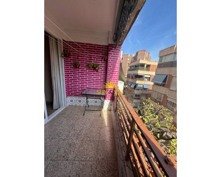 3-BEDROOM APARTMENT – ALICANTE - Photo 4