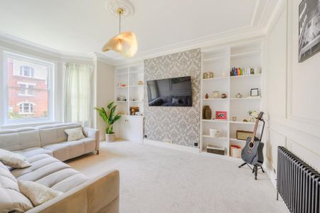 3 bedroom flat to rent - Photo 2