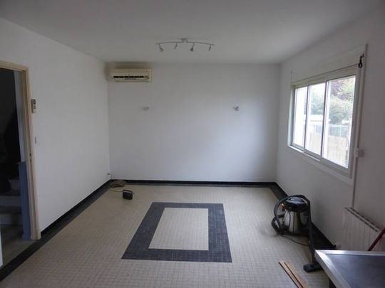 Location Maison 5 pièces 100m² VILLEMOUSTAUSSOU 11620 - Photo 1
