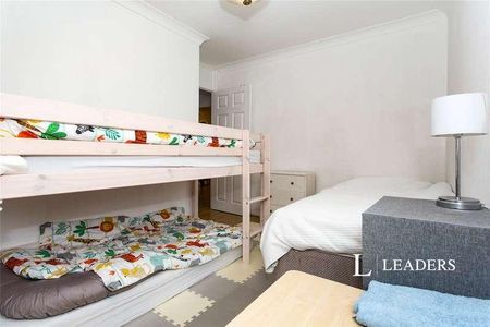 Shirley Close, Milton, Cambridge, Cambridgeshire, CB24 - Photo 5