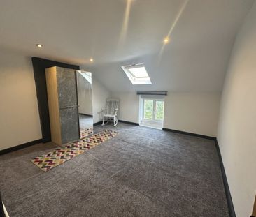 3 bed Terraced - To Let - Photo 5