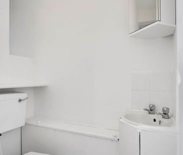 9 Ollerton – Room 4 - Photo 3