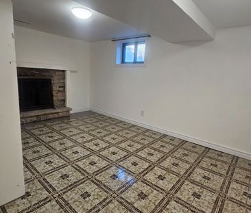 For Lease - 111 Bexhill Avenue Unit# Bsmnt, Toronto, Ontario - Photo 3