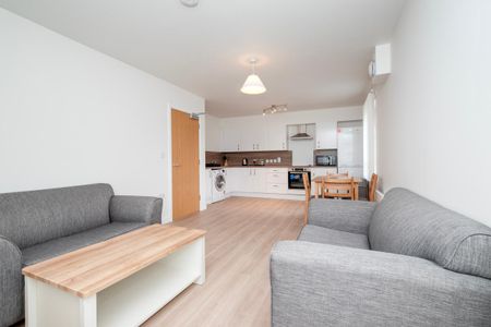 UNDER OFFER — NO FURTHER VIEWINGS Well Presented Two Bed, Furnished, Top Floor Apartment with Secure Parking close to Aberdeen Royal Infirmary. PRIORITY IS GIVEN TO NHS KEYWORKERS - Photo 5