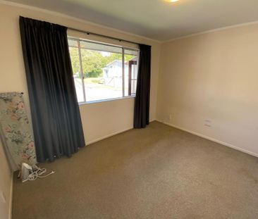 Churton Park, 2 Bedroom - Photo 4