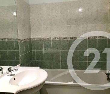 Location Appartement 3 pièces 62m² CHATEAUROUX 36000 - Photo 5