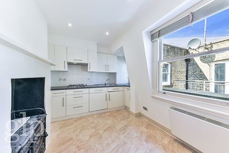 2 Bedroom Apartment, Long Acre, Covent Garden, London - Photo 5