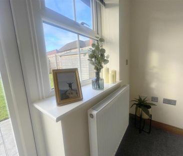 3 bedroom semi-detached house to rent - Photo 6