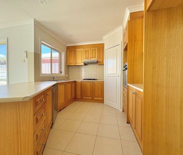 Immaculate 2-Bedroom Unit in Prime Location - Photo 5