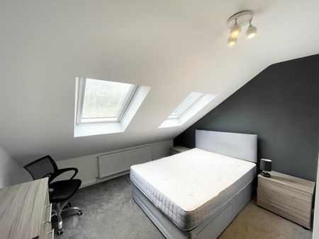 Stanhope Drive (room 3), Horsforth, Leeds - Photo 4