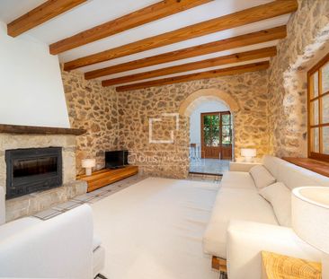 Charming rustic country house for short-term rental in Mancor de la... - Photo 1