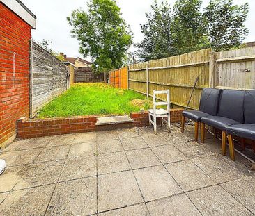 3 bedroom House To Let Total Size: 862 SQ FT - Photo 4