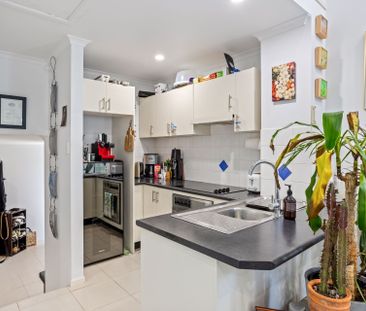 One Bedroom apartment in the heart of Teneriffe - Photo 4