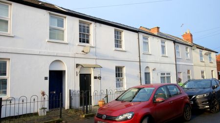 15 Exmouth Street, CHELTENHAM GL537NR - Photo 4