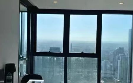 Victoria One, Melbourne - Photo 2