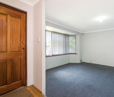 Family Home with Workshop - Photo 3