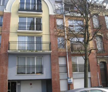 Tourcoing rue Gambetta,T3 63m2, 2 chambres, balcon, garage,650€ + 6... - Photo 2