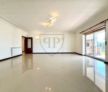 5 room luxury House for rent in Areia (Cascais), Cascais, Lisbon - Photo 2