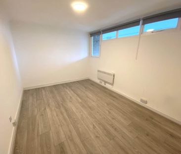 Price £1,295 pcm - Available 05/06/2025 - Unfurnished - Photo 1