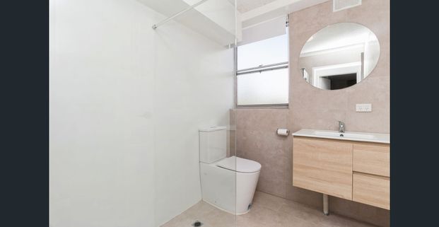 Find lifestyle: where beachside calm meets everyday convenience - Photo 1