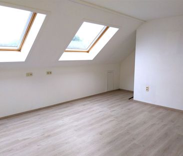 TE HUUR: Zeer ruim duplex appartement met 3 slaapkamers te Zolder! - Foto 3