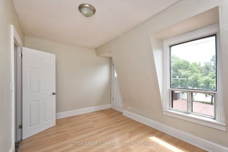 For Lease - 1932 Queen Street Unit# Upper#2, Toronto, Ontario - Photo 2