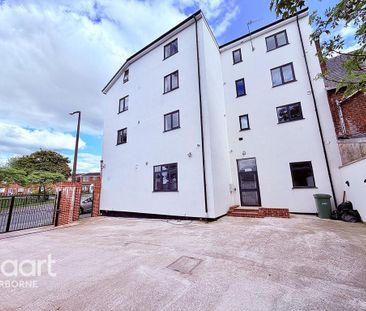 1 bedroom coach house to rent - Photo 3