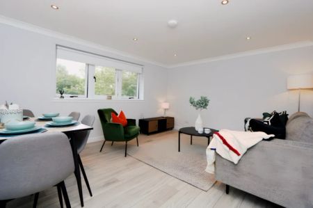 1Bedrooms, 1Bathrooms - Photo 3