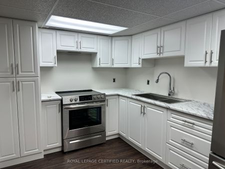 For Lease - 546 Sherin Drive, Oakville, Ontario - Photo 5