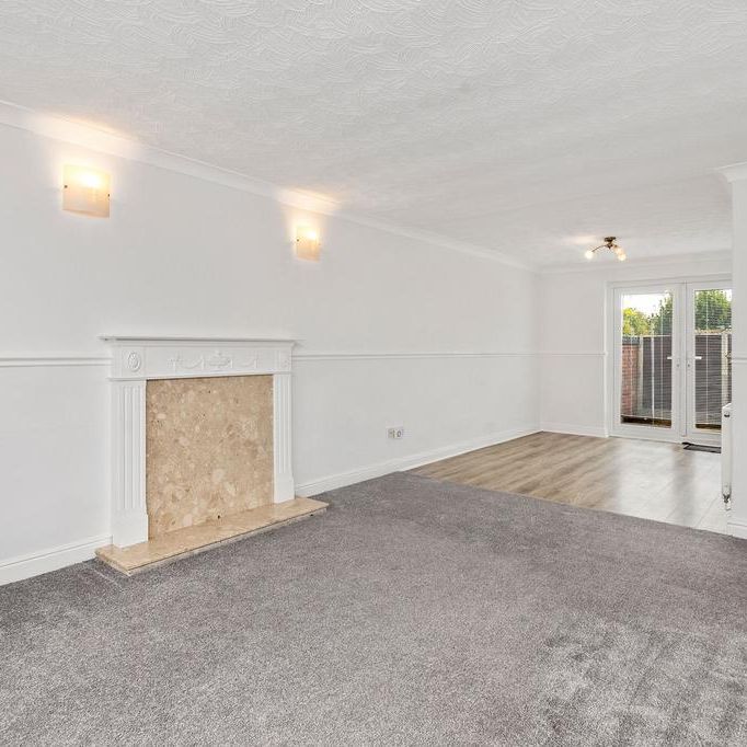 3 bedroom terraced house to rent - Photo 1