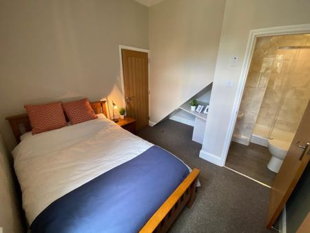 1 bedroom in a house share to rent - Photo 5
