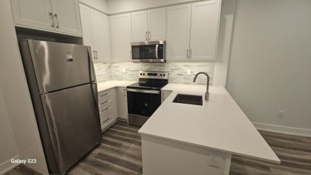 For Lease - 1100 Lackner Place Unit# 104, Kitchener, Ontario - Photo 3