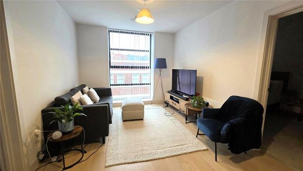 2 bedroom apartment to rent - Photo 1