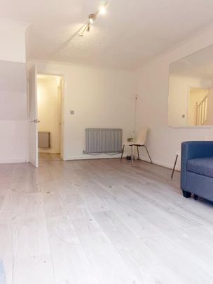 2 bedroom semi-detached house to rent - Photo 1