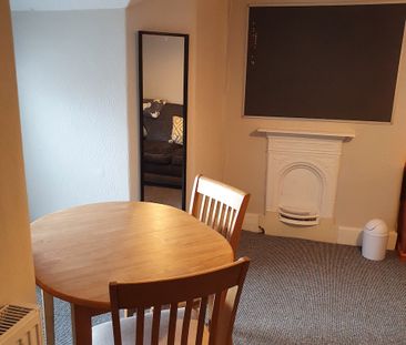 6 bedroom house - Photo 4